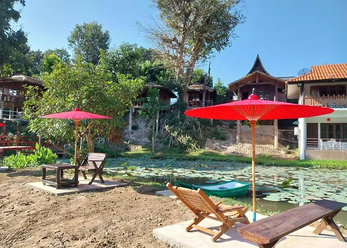 เรือนแฝด Brook View